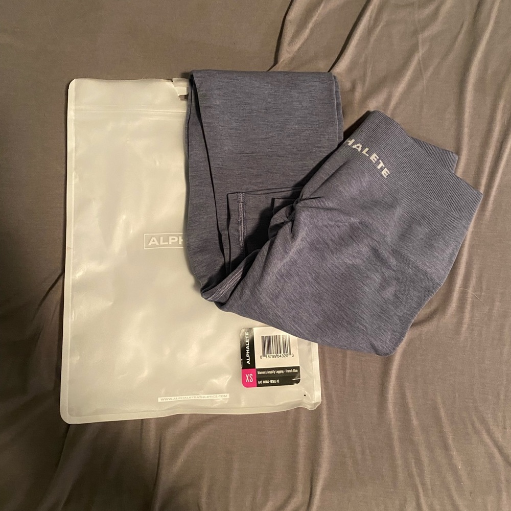 Alphalete - French blue amplify’s NWT.